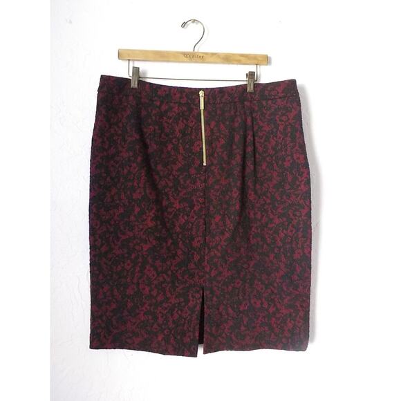 Michael Kors Red with Black Lace Pencil Skirt Classic Women size XL Stretch Zip - Picture 2 of 11